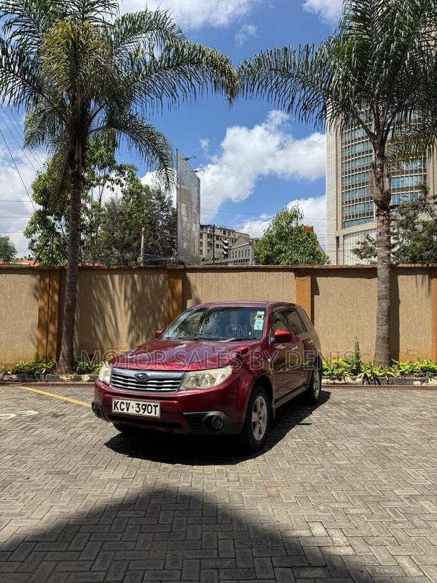 Subaru Forester 2.0D X 2012 Maroon