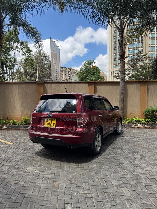 Subaru Forester 2.0D X 2012 Maroon