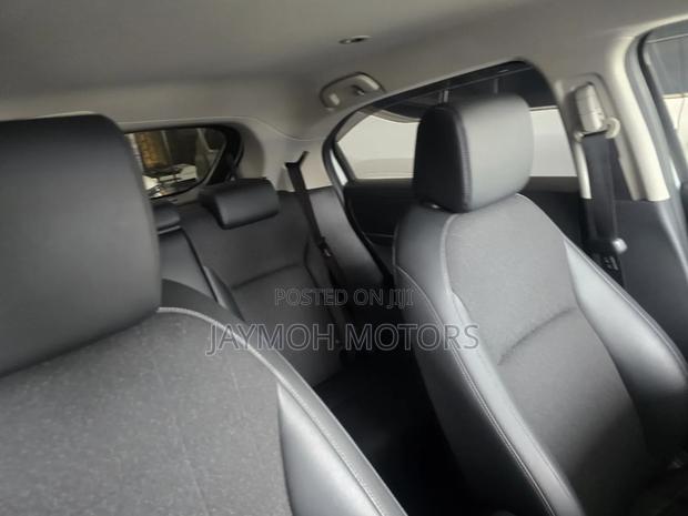 Honda Vezel 2022 White