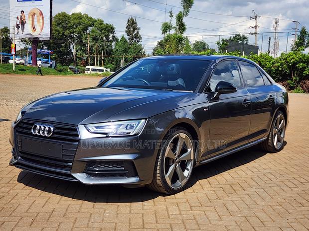 Audi A4 2.0T ultra Premium FWD 2018 Gray
