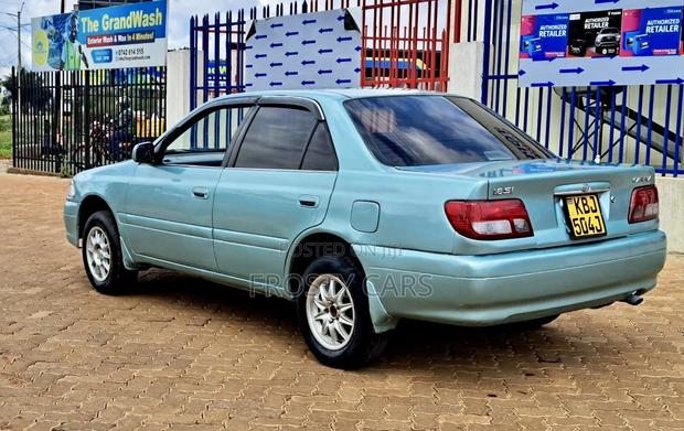 Toyota Carina 1.8 FWD Sedan 2001 Blue