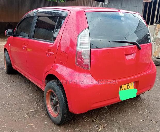 Toyota Passo 2007 Red