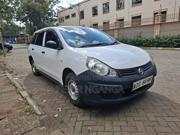 Nissan Advan 2014 White