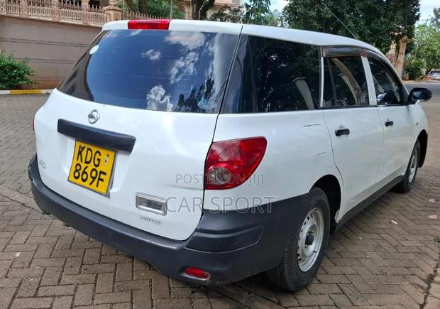 Nissan Advan 2014 White