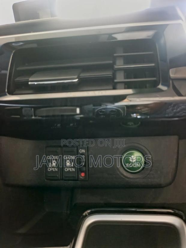 Honda Stepwgn 2020 Brown
