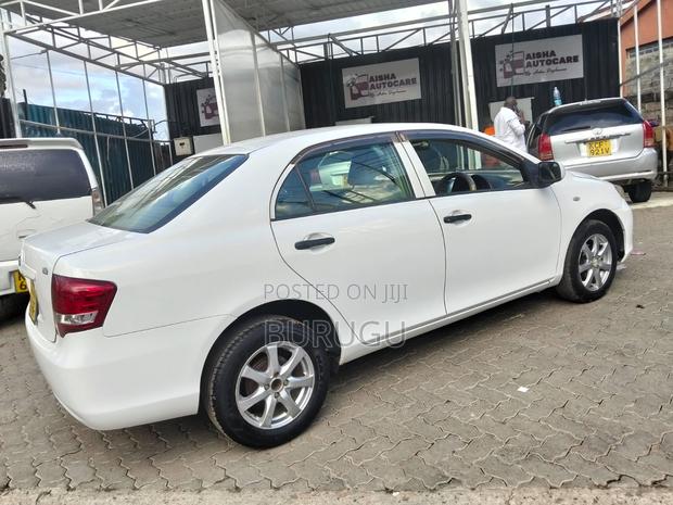 Toyota Axio 2010 White