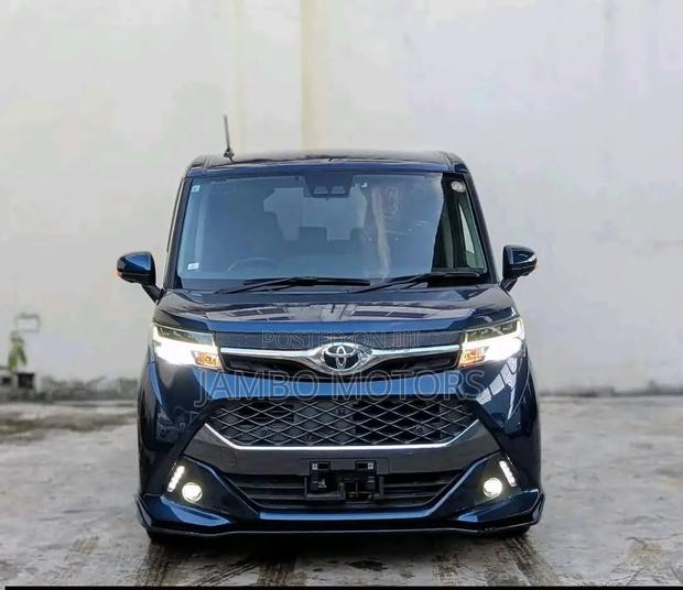 Toyota Tank 1.0 FWD 2020 Blue