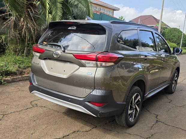 Toyota Rush 1.5 RWD 2019 Gray