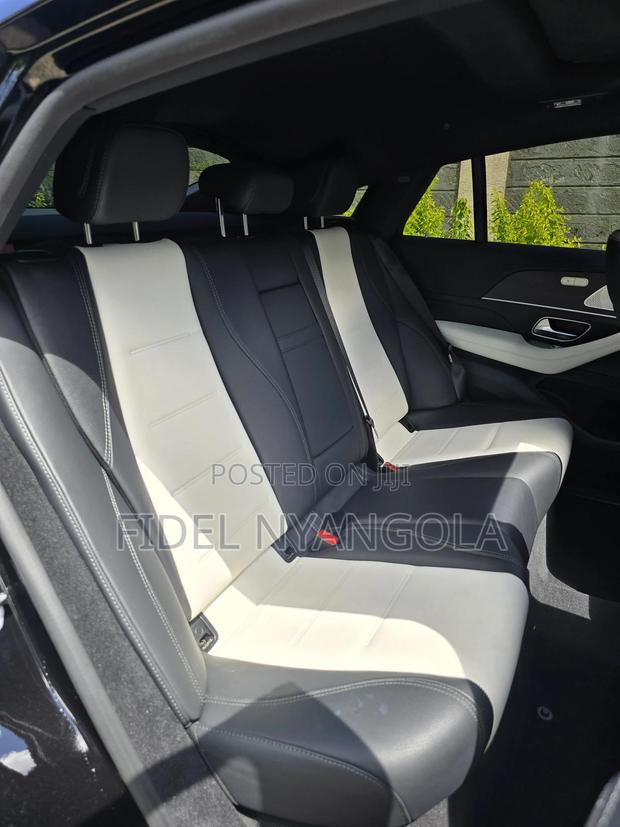 Mercedes-Benz GLE-Class GLE 400d 4MATIC 2021 Black