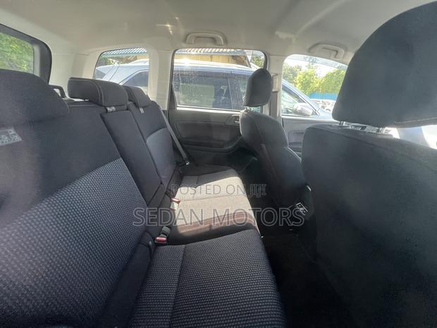 Subaru Forester 2019 Gray