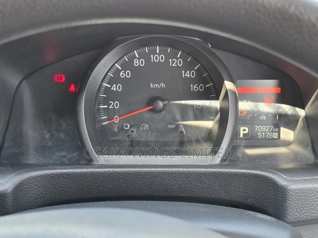 Nissan NV200 2019 Brown