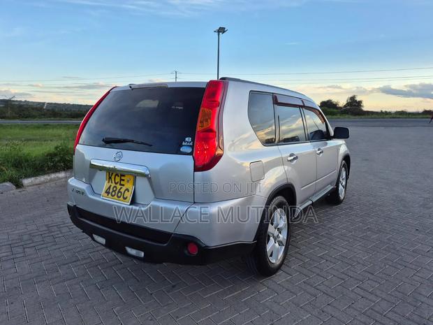 Nissan X-Trail 2.0 Automatic 2008 Silver