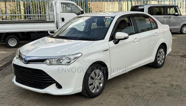 Toyota Axio 2018 White