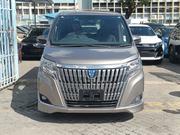 Toyota Esquire 1.8 FWD Hybrid (7 seater) 2019 Gray for sale