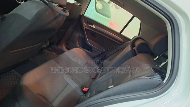 Volkswagen Golf 1.4T TSI FWD 2020 White