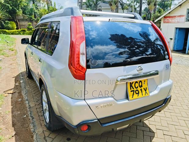 Nissan X-Trail 2.0 Petrol XE 2012 Silver
