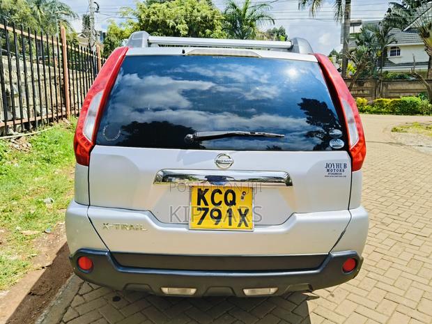 Nissan X-Trail 2.0 Petrol XE 2012 Silver