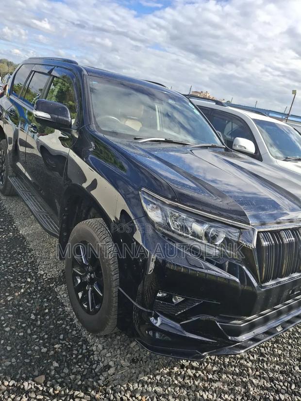 Toyota Land Cruiser Prado 2.8 2021 Black