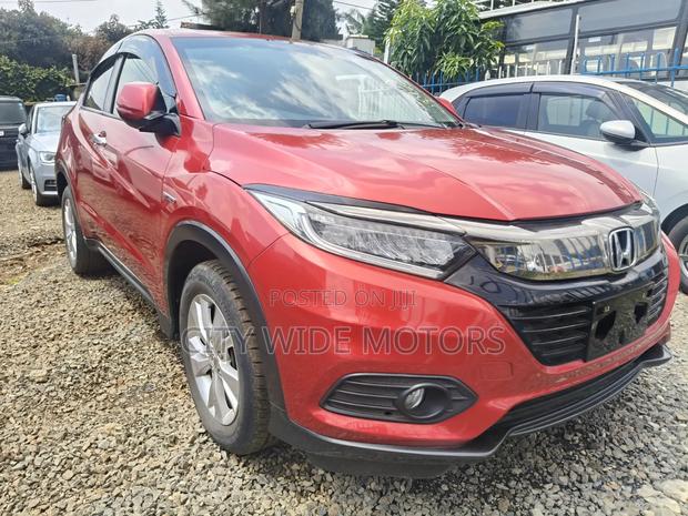 Honda Vezel 1.5 Hybrid 2WD 2018 Red