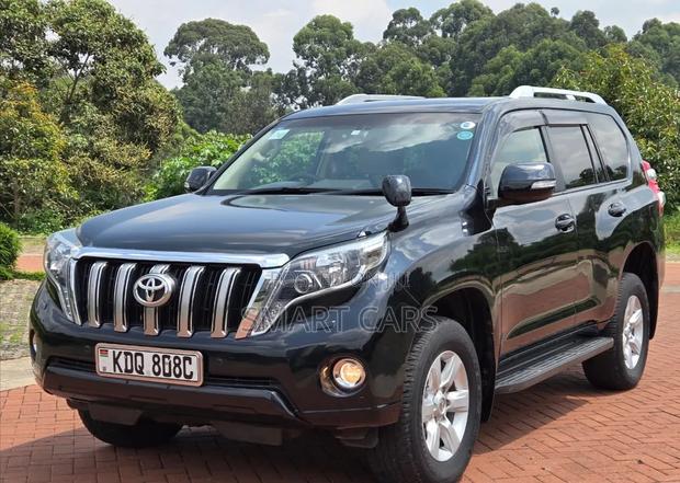 Toyota Land Cruiser Prado 2016 Black