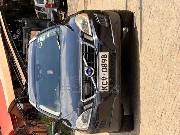 Volvo XC60 3.2 FWD 2013 Black