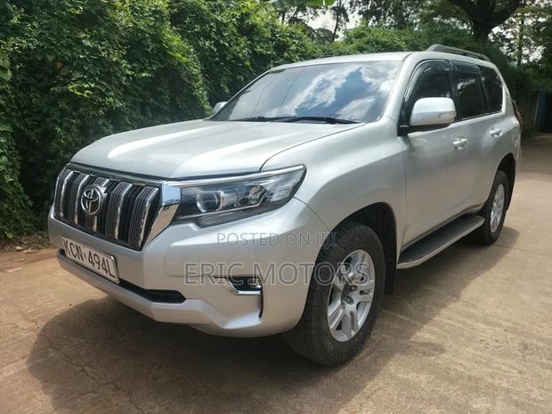 Toyota Land Cruiser Prado 2010 Silver