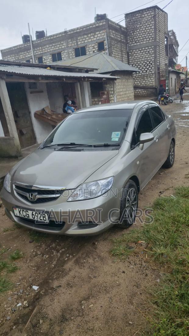 Honda Avancier 2003 Gray