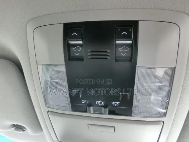Toyota Land Cruiser Prado 2.7 2019 Blue