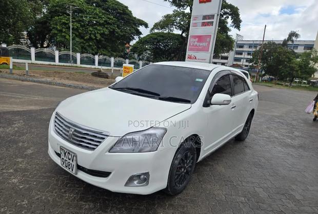 Toyota Premio 2012 White