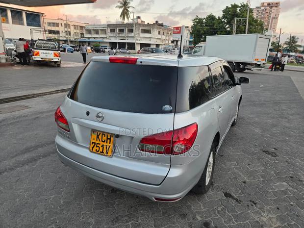 Nissan Wingroad 2010 White