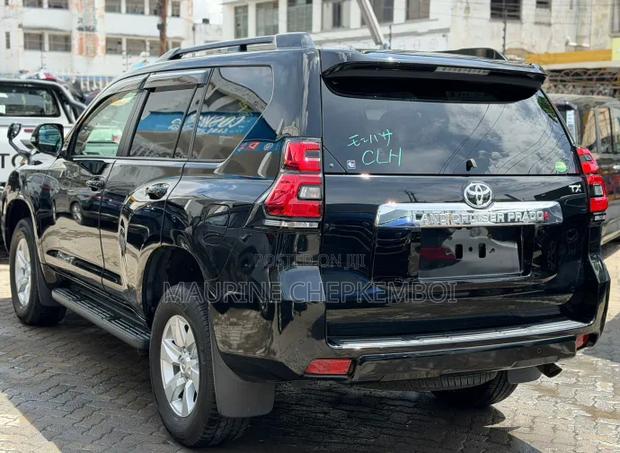 Toyota Land Cruiser Prado 2.8 2020 Black
