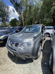 Nissan X-Trail 2.0 Petrol XE 2009 Gray for sale