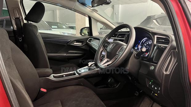 Honda Fit Shuttle 2018 Red