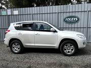 Toyota RAV4 Limited FWD (2.5L 4cyl 6A) 2016 White for sale