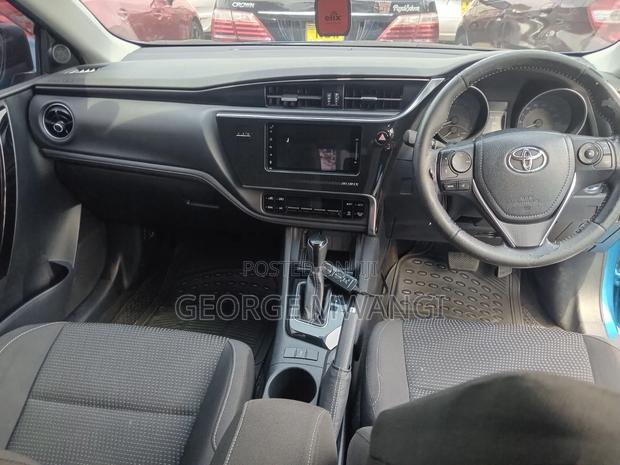 Toyota Auris 2016 Blue