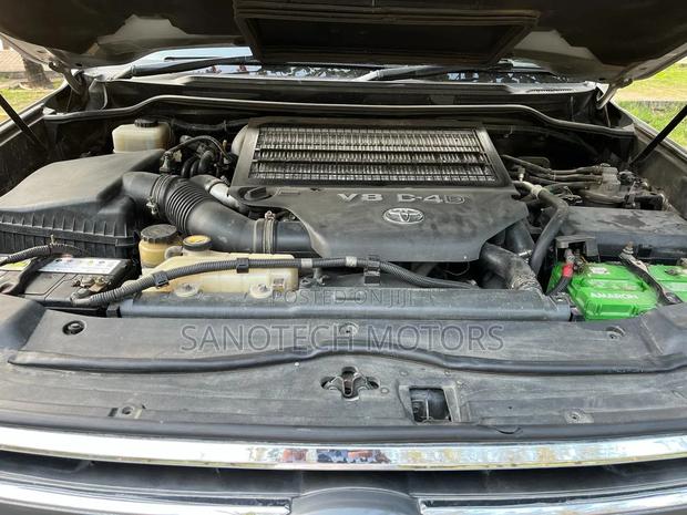 Toyota Land Cruiser 2008 Silver