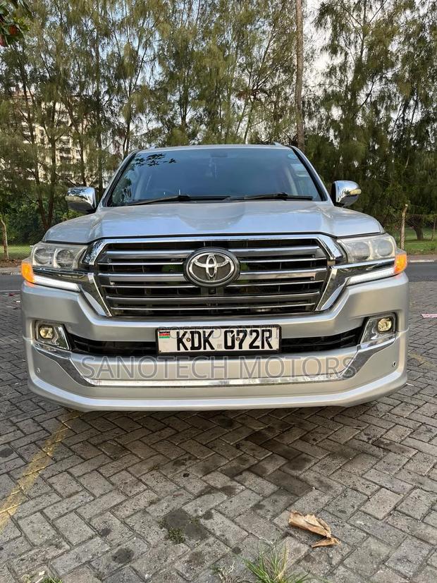Toyota Land Cruiser 2008 Silver