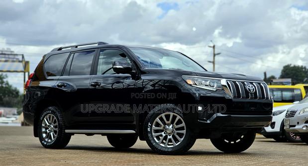 Toyota Land Cruiser Prado Kakadu 2020 Black