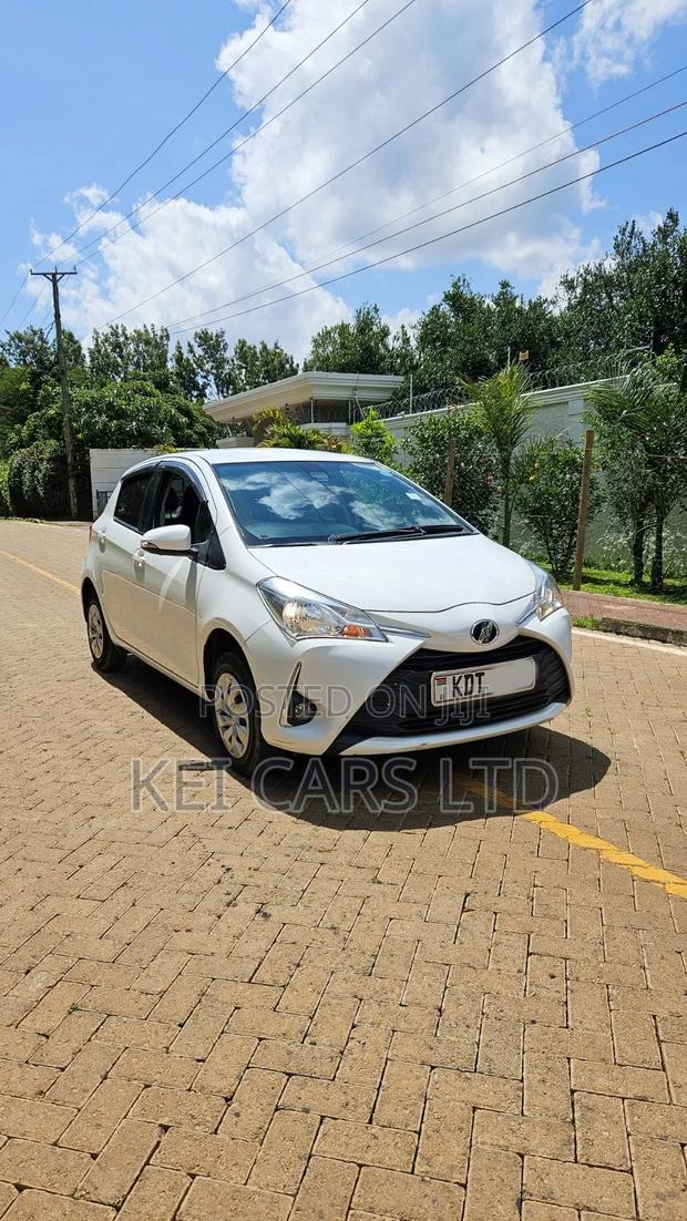 Toyota Vitz 2018 White