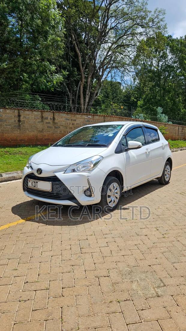 Toyota Vitz 2018 White