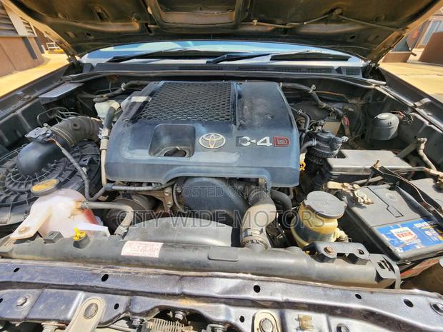Toyota Fortuner 2011 Gray
