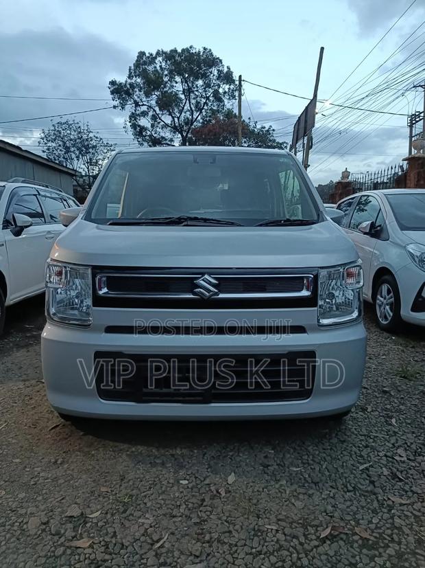 Suzuki Wagon R 660 Hybrid FWD 2018 Silver