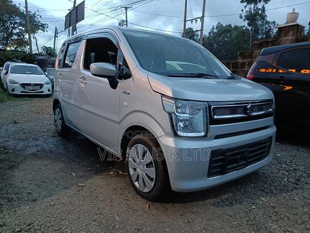 Suzuki Wagon R 660 Hybrid FWD 2018 Silver