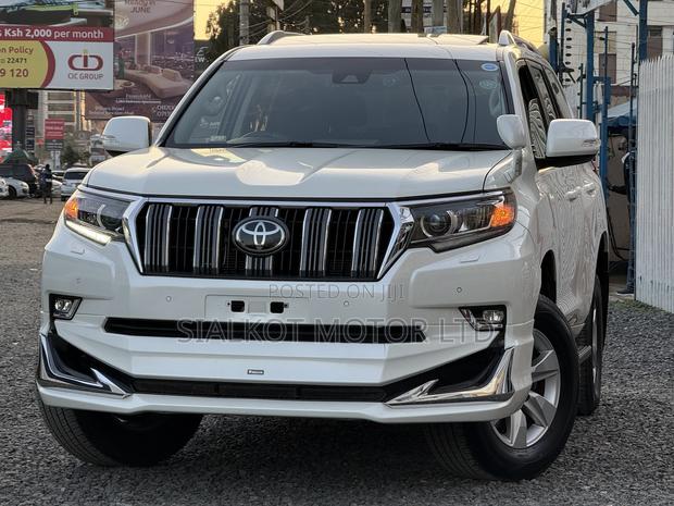 Toyota Land Cruiser Prado 2.7 2019 White