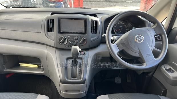 Nissan NV200 2019 White