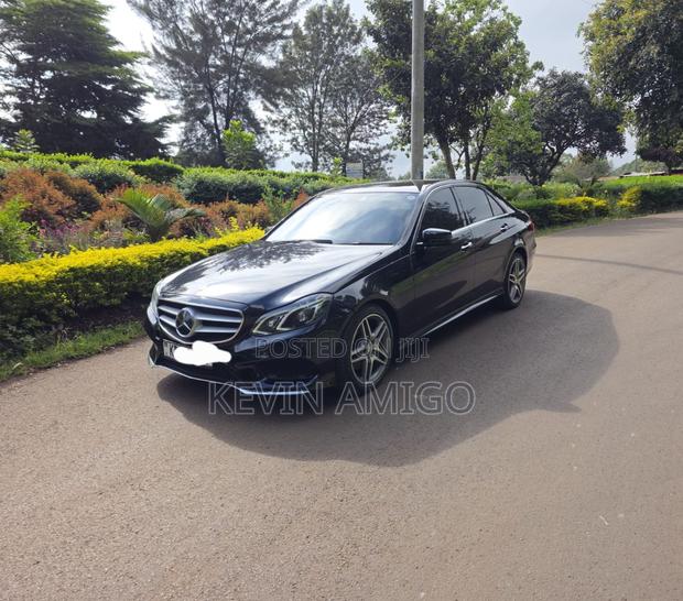 Mercedes-Benz E220 2016 Black