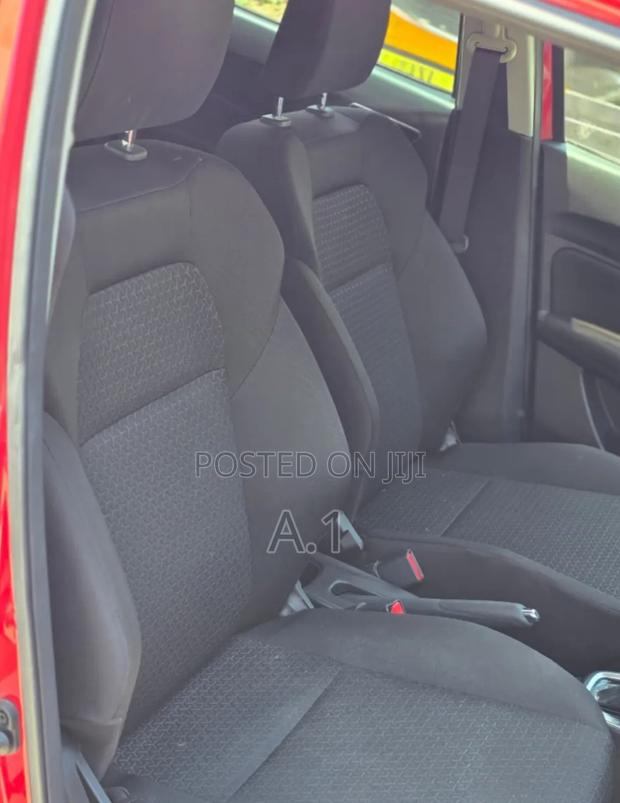 Suzuki Swift 2019 Red