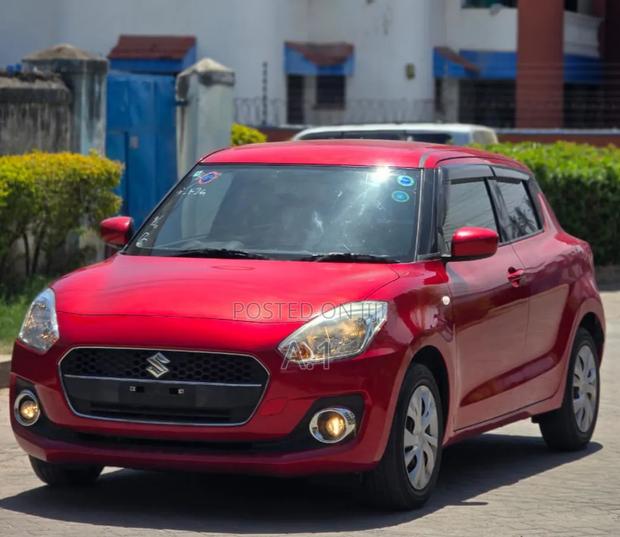 Suzuki Swift 2019 Red