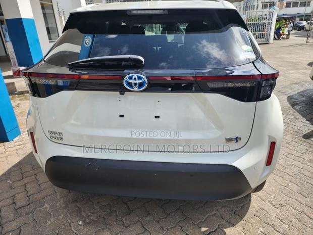 Toyota Yaris Cross 2021 White