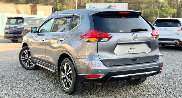 Nissan X-Trail 2.0 Petrol AWD 2018 Gray
